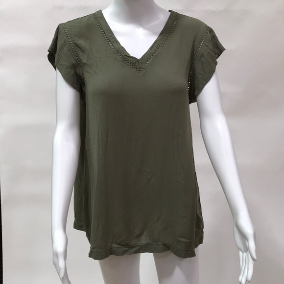 Buffalo David Bitton Ladies Short Sleeve V-Neck Top Buffalo David Bitton Ladies Short Sleeve V-Neck Top